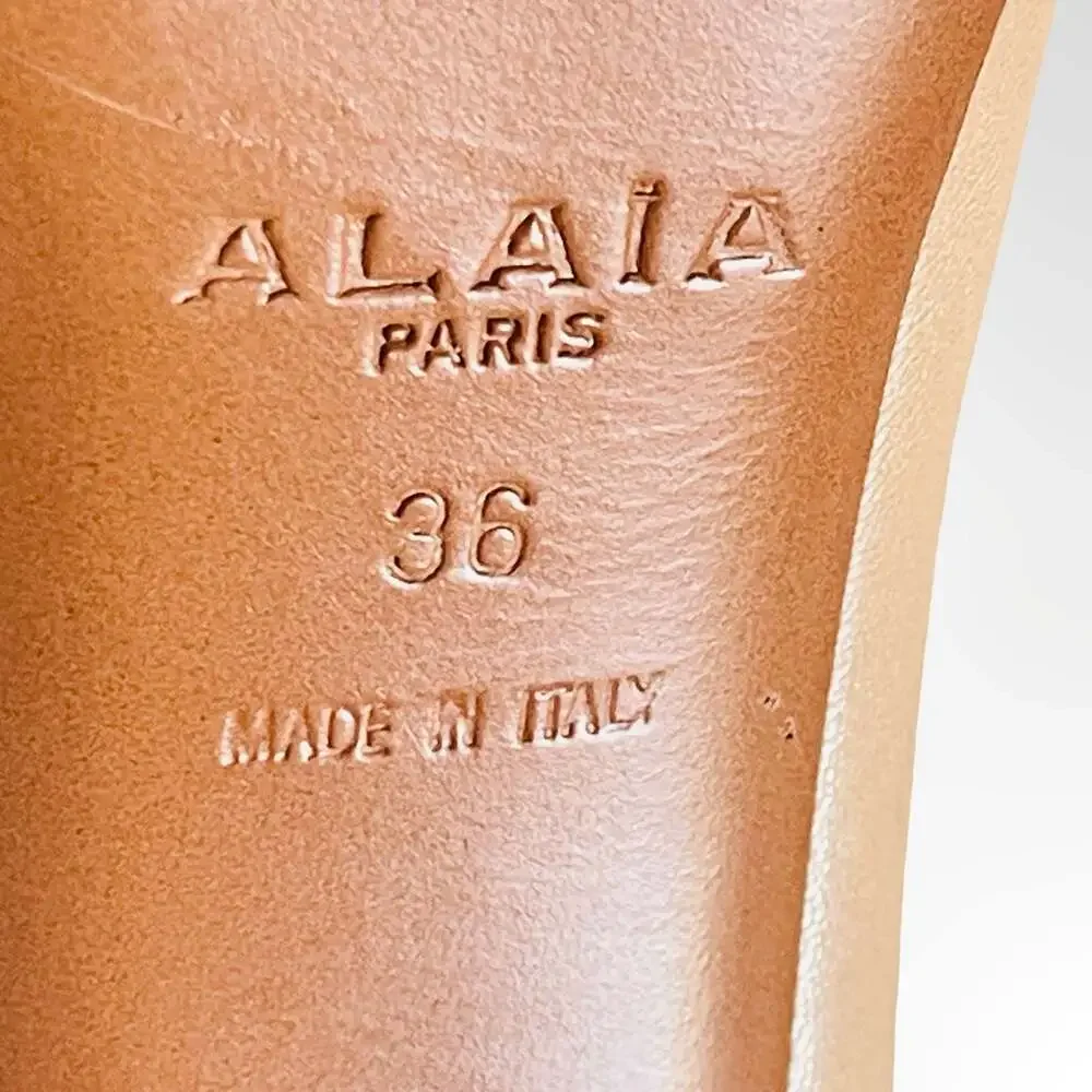 Alaïa Paris Beige Leather Platform Stiletto Pumps
